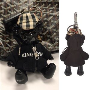 💯 Authentic Burberry Bear Keychain